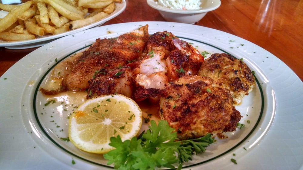 Breaded chicken with lemon