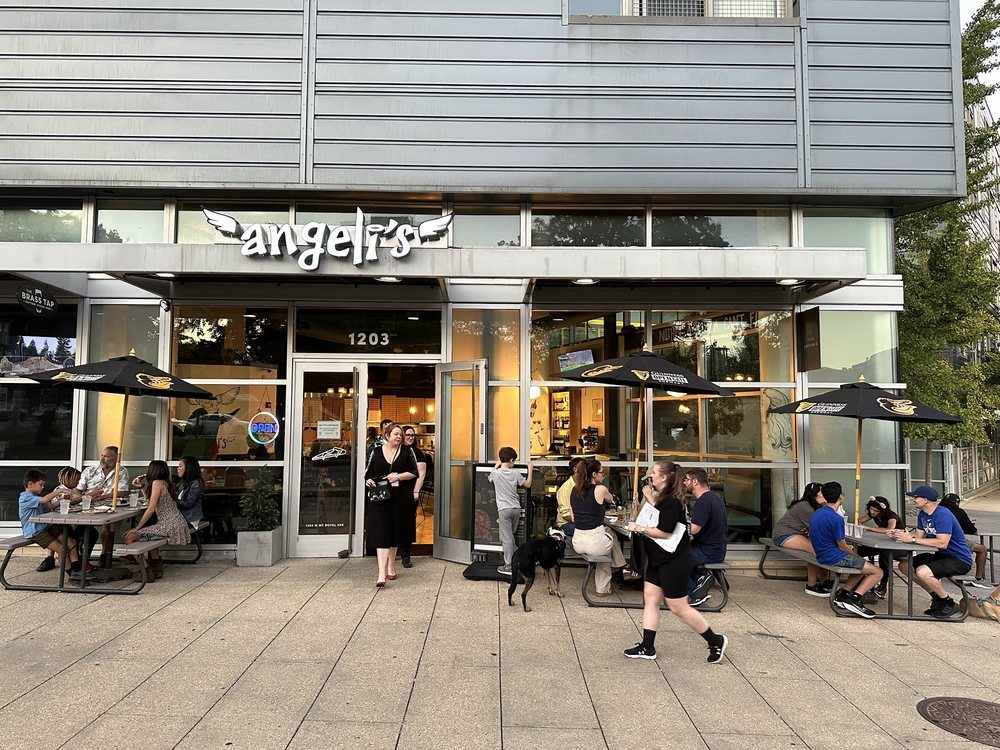exterior of angeli's pizzeria bolton hill
